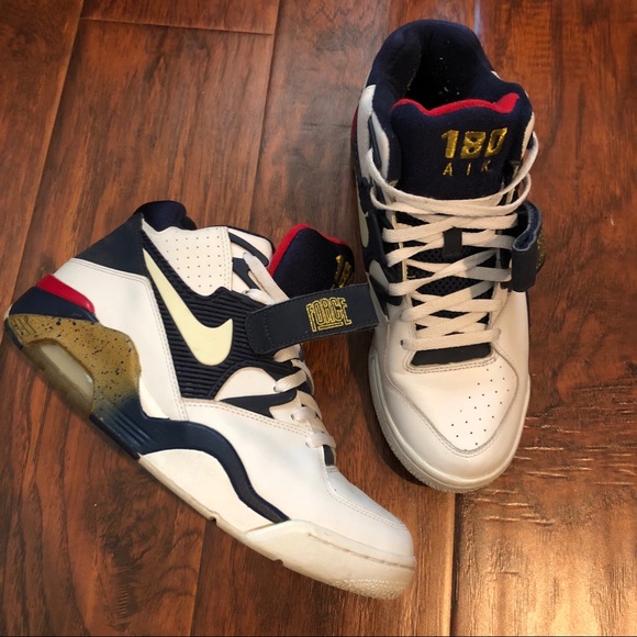 Nike Other - Nike 180 Force Barkley Olympic Basketball Shoes